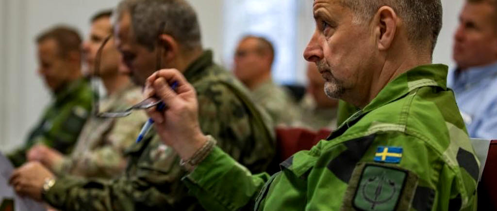 Brigadgeneral Rickard Johansson, chef 1. Divisionen, besökte stabs- och ledningsövningen Winter Strike 22 i Polen.