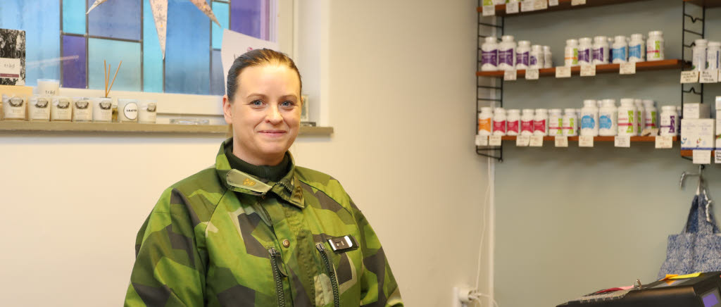 Annelie Salander är hemvärnssoldat sedan 20 år tillbaka och tycker att Uniform på jobbet-dagen är ett jättebra initiativ.