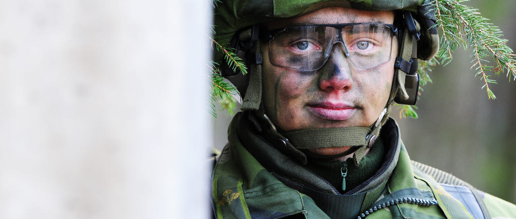 Rekryt från F 21 på Tåme skjutfält.
