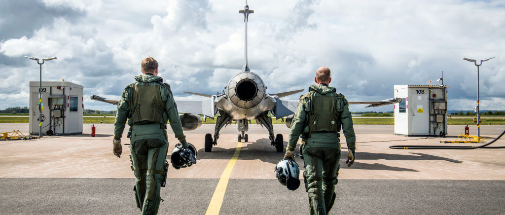 Samövning med amerikanska flygvapnet. Övningen genomfördes i svenskt luftrum med fokus på samverkan. USA är, tillsammans med Finland, Sveriges viktigaste samarbetspartners. Övningen stärker Sveriges försvarsförmåga samtidigt som samarbetet med USA utvecklas vilket är mycket viktigt om Sverige utsätts för ett väpnat angrepp.