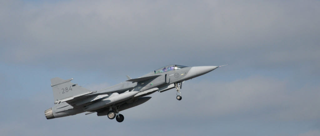 160608.Baltops16.F 17 deltar. Flyger från hemmabas. 