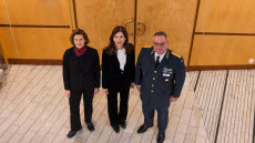 ÖB och två kvinnliga chefer på rad