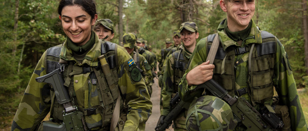 Gruppbefälsutbildning på Ledningsregementet.
