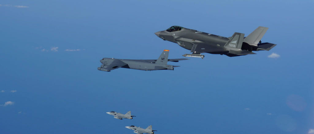 Norska F-35 och amerikansk B-52 övar med Jas 39 Gripen
