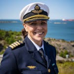 En officer i flygvapnet, överste Malin Johansson Ekenberg.