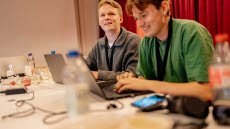 Värnpliktiga Hugo Markstad (t.v.) och hans studentkompis Hugo 