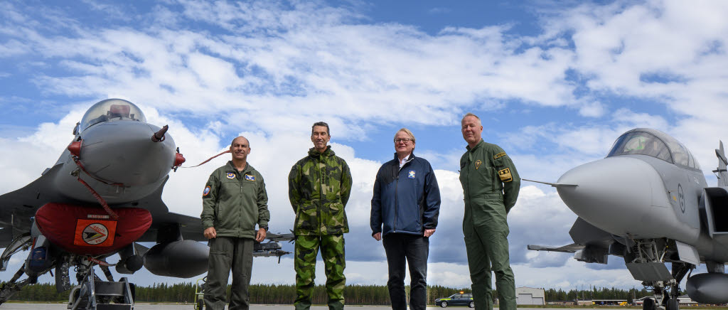 Mediaevent under ACE 21. Försvarsminister Peter Hultqvist, överbefälhavare general Micael Byden, flygvapenchefen Carl-Johan Edström och chefen för US Air Force Europe och Africa, general Jeffrey L Harrigian pratade med media under tisdagen, dag sju in på övningen