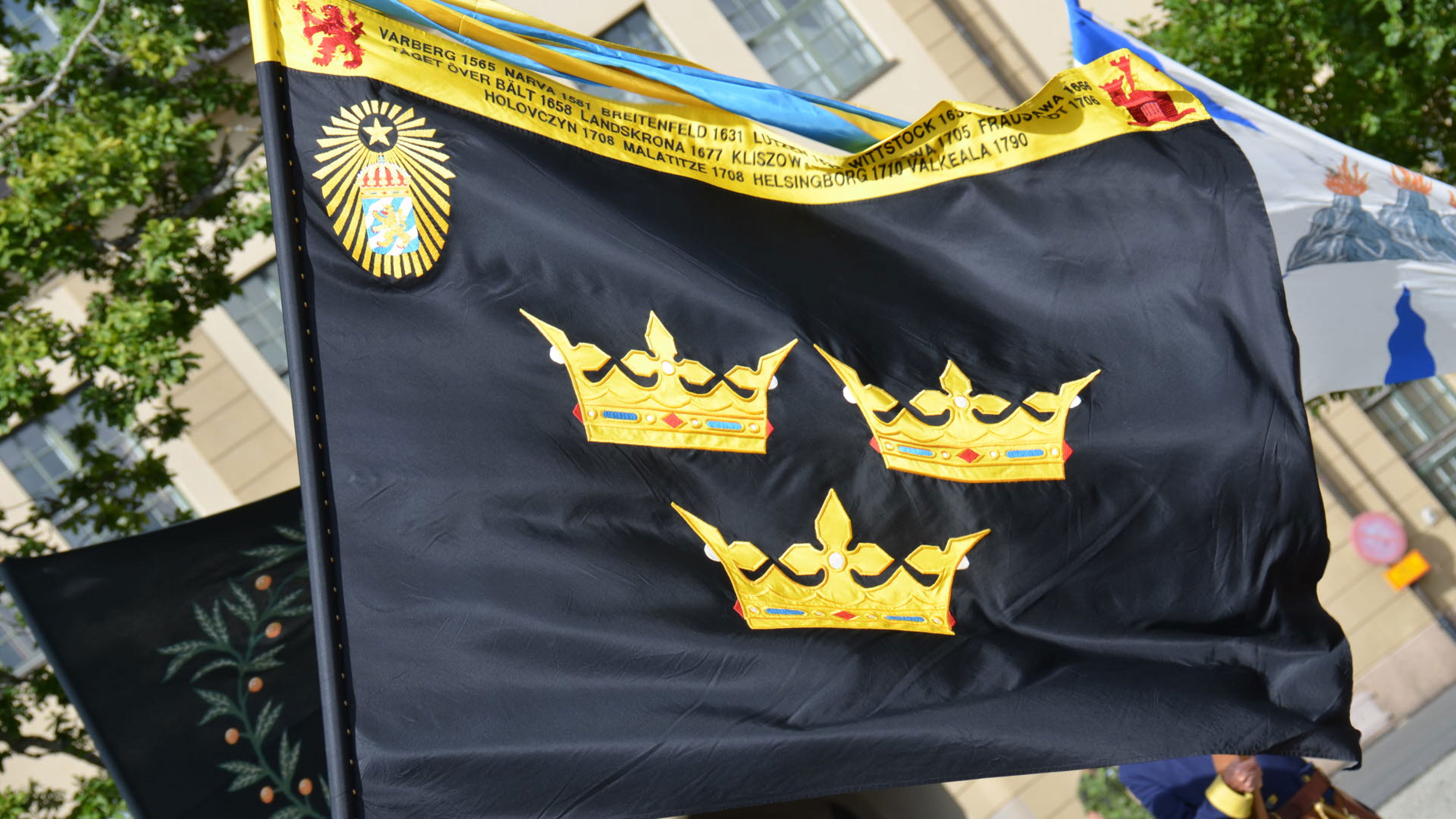 Historiska slag i fanan med tre kronor vid Ing 2.