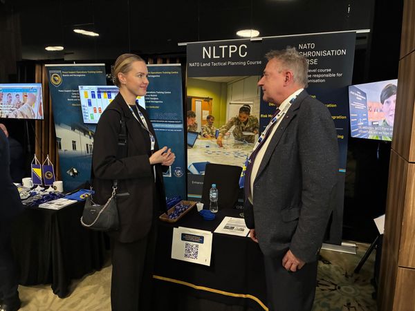 Visitors at the SWEDINT exhibition.