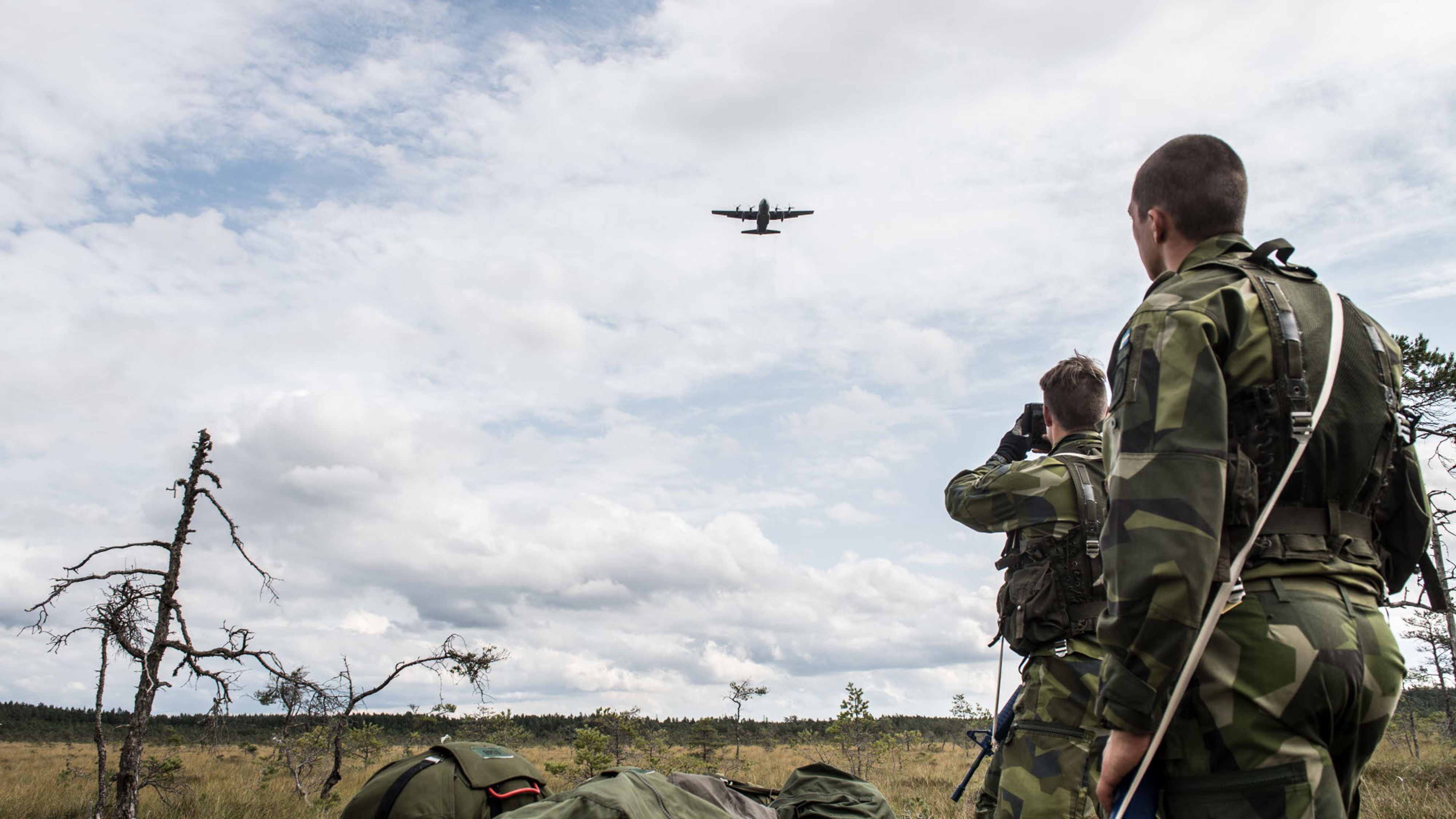Hoppexamen för fallskärmsjägare på K 3.