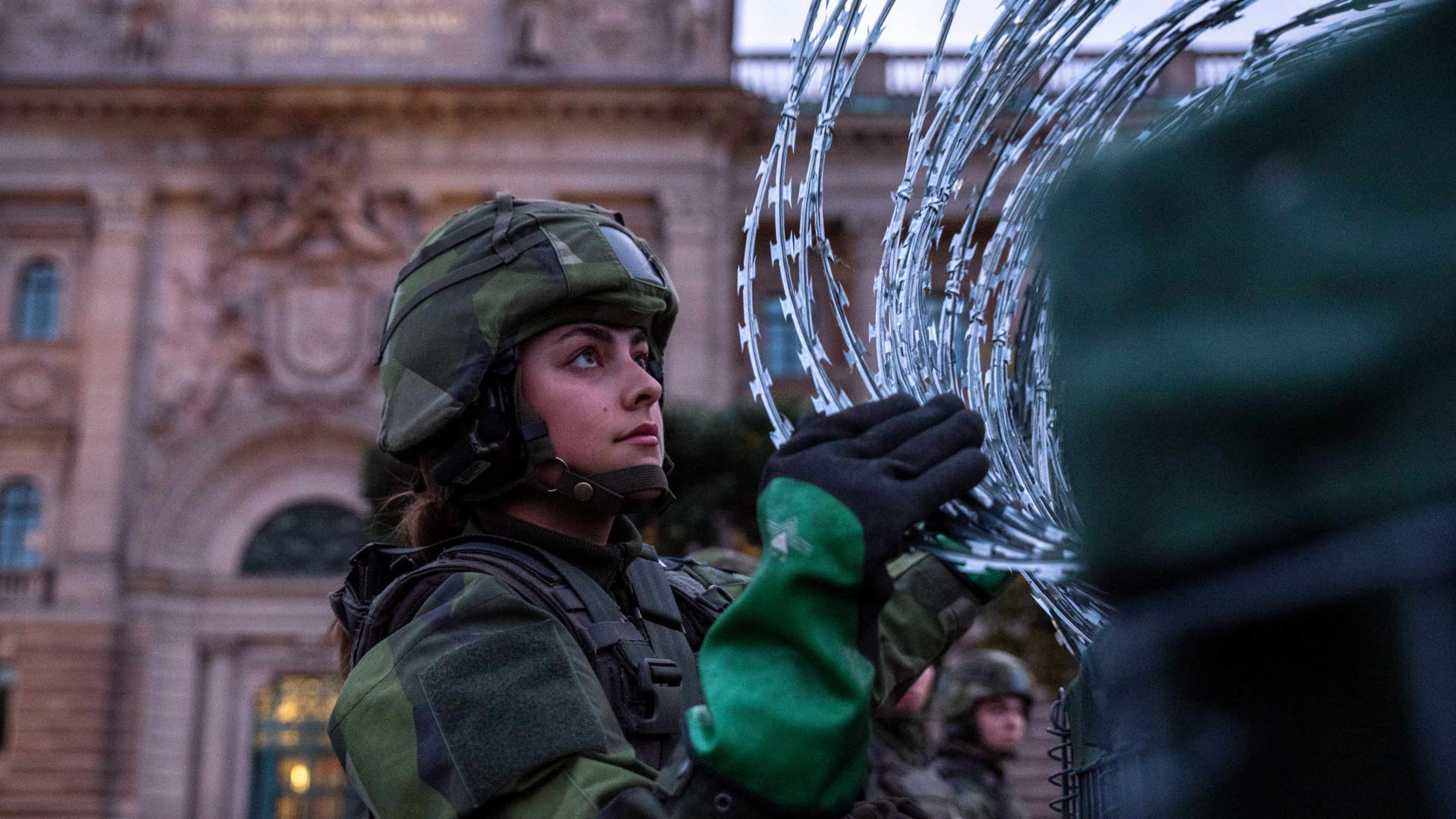 En av Livbataljonens uppgifter är att förstärka skyddet av rikets centrala och militära ledning i händelse av krig.