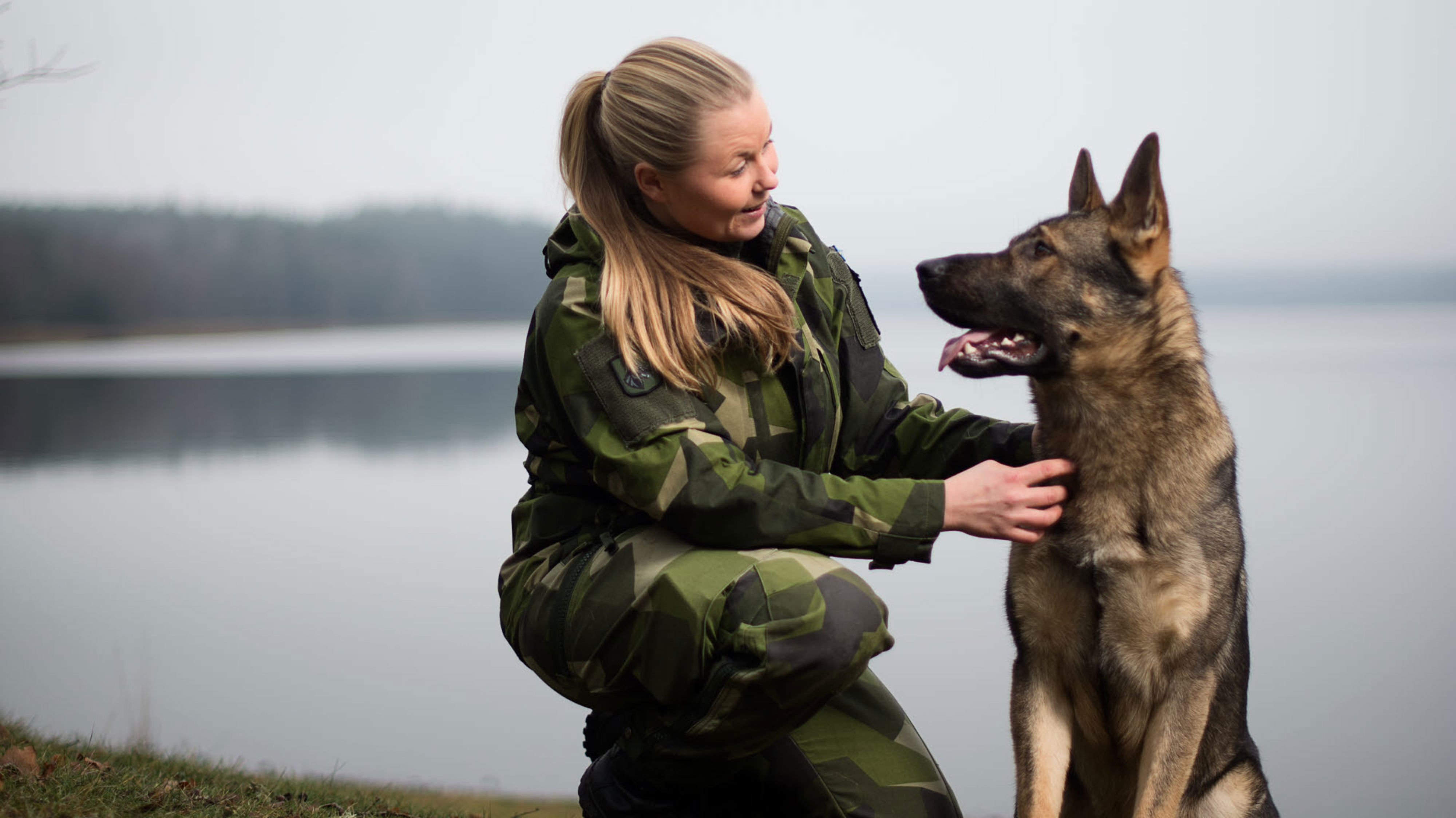 Hundförare i hemvärnet.