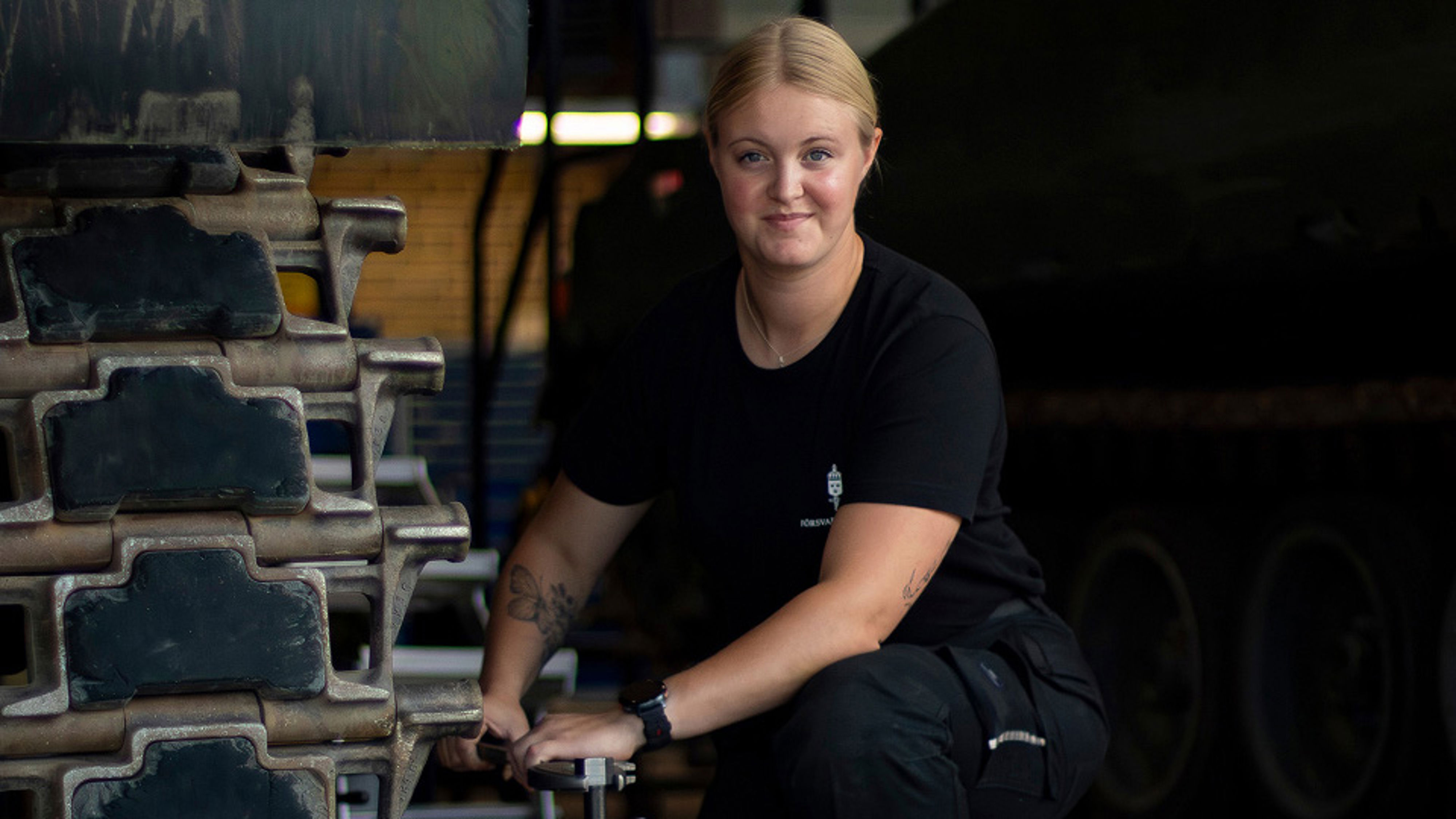 en kvinnlig mekaniker