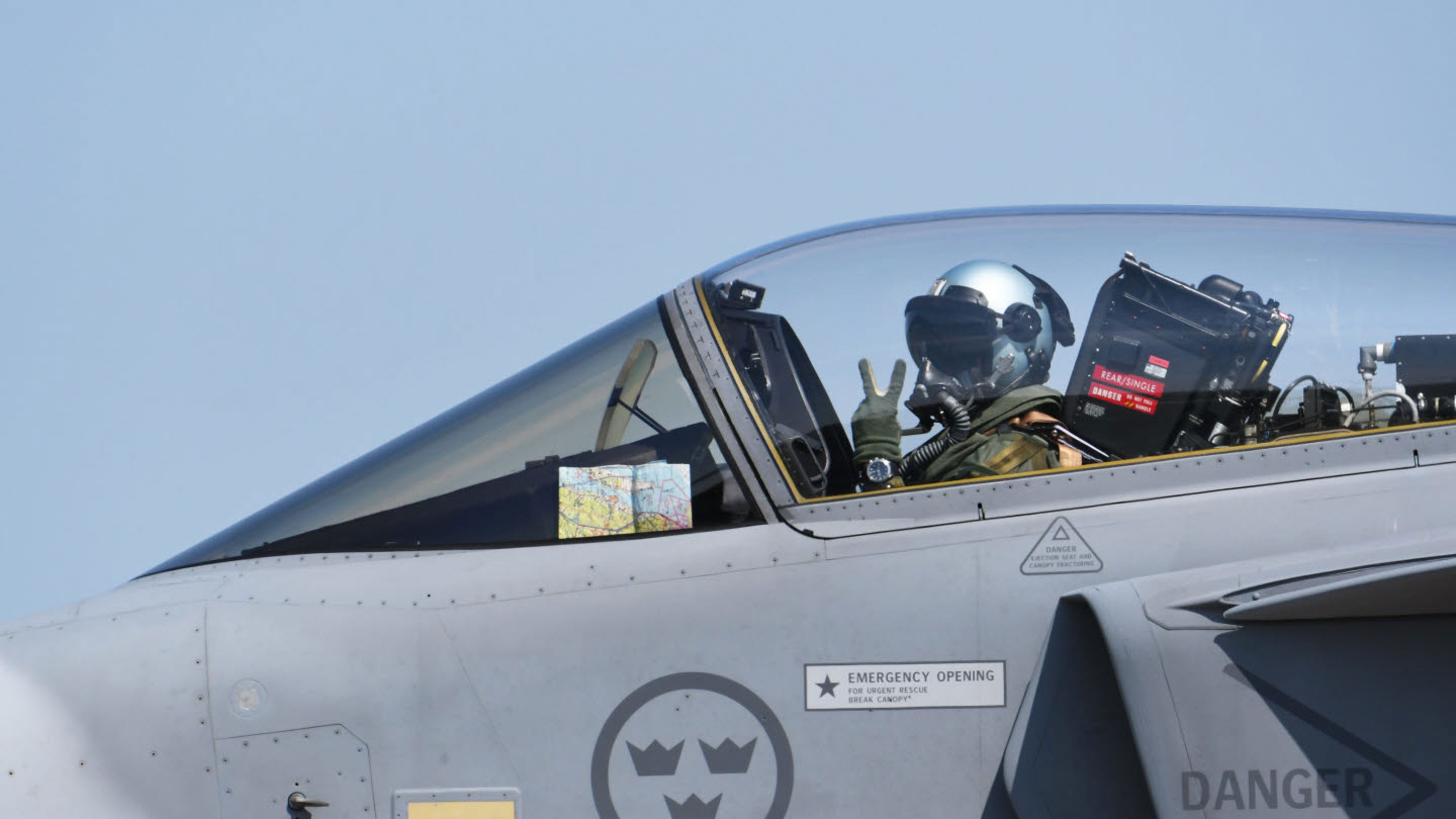 Stridspilot med Saab JAS 39 Gripen.