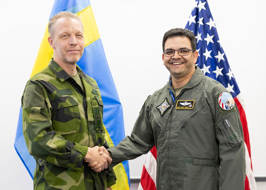 Brigadgeneral Andreas Odung och brigadgeneral Quad Quadri