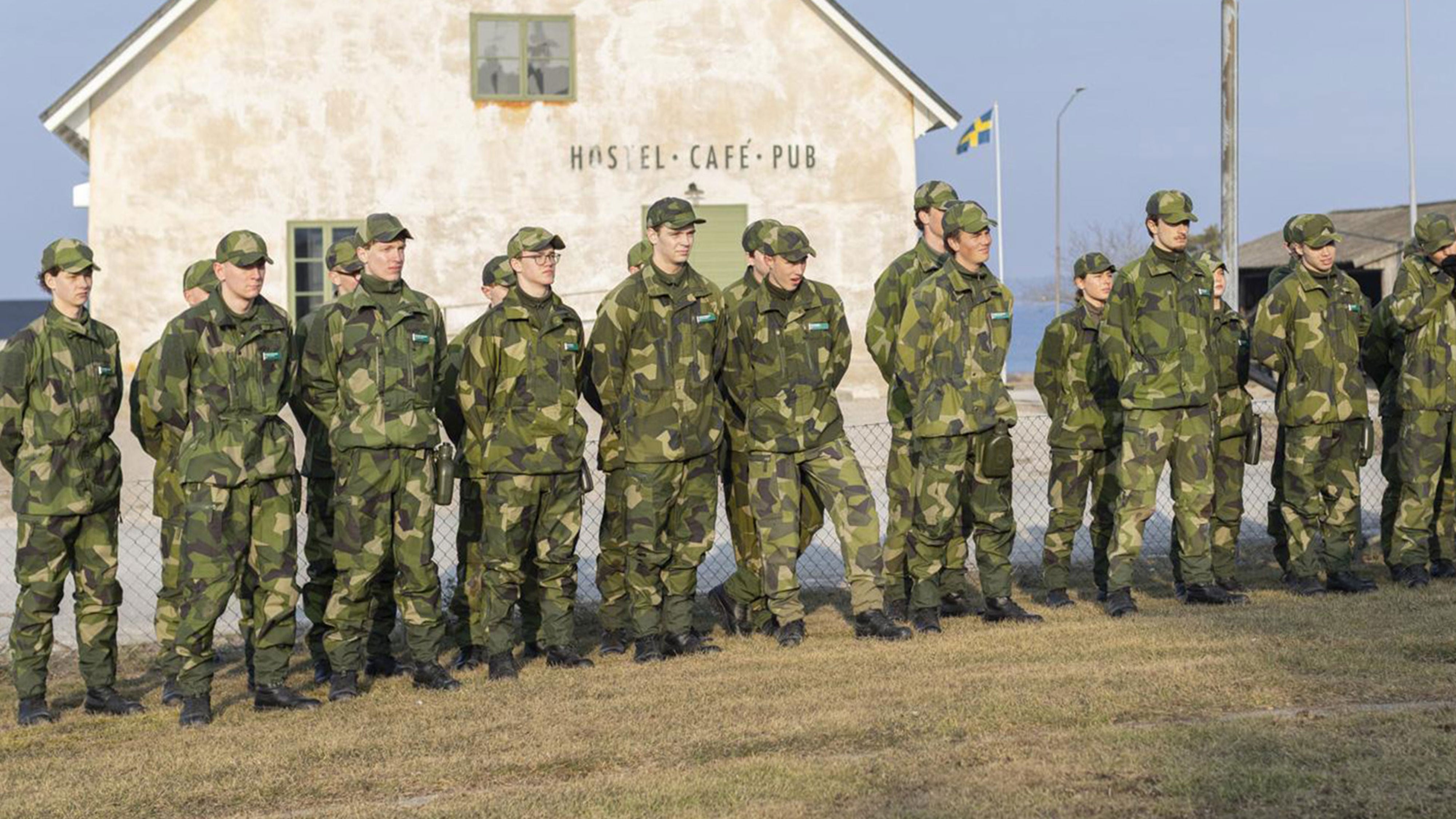 Värnpliktiga rycker in vid Fårösund