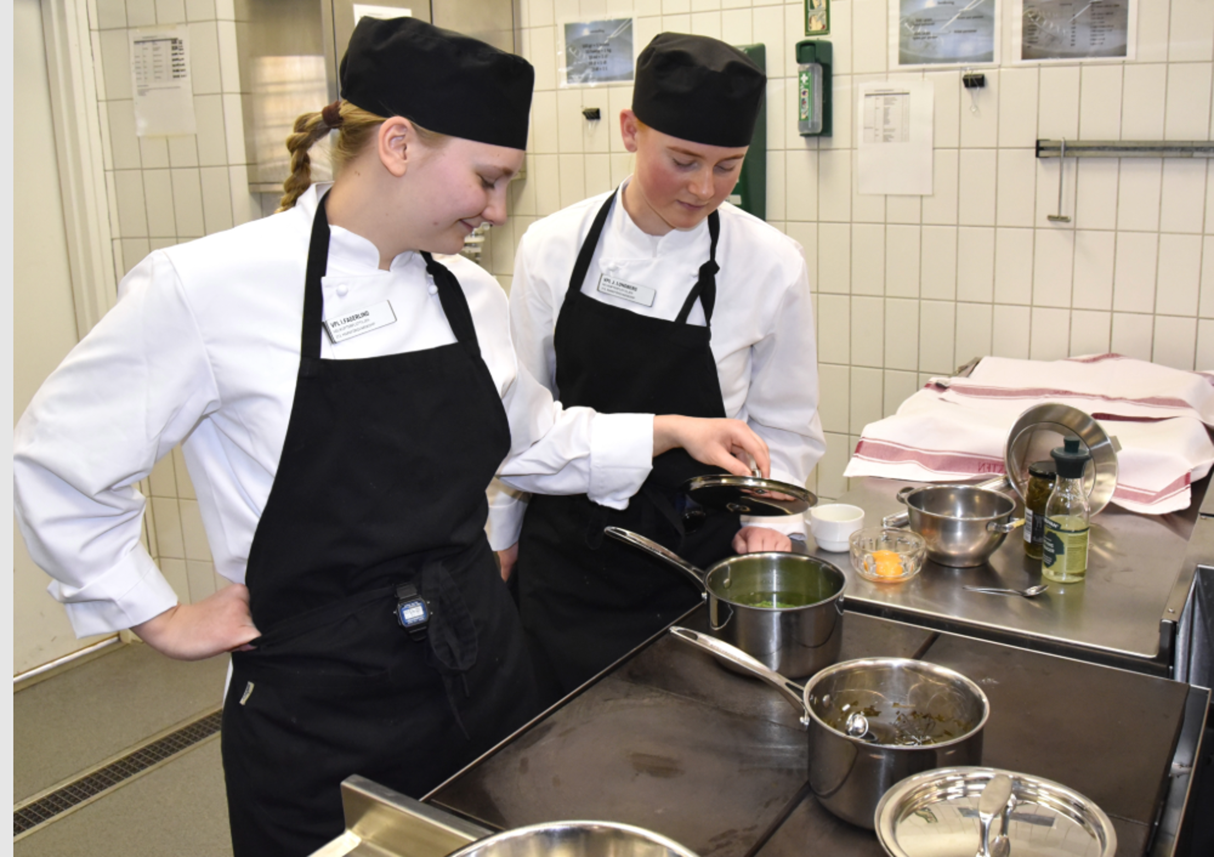 Undervisning i skolköket på Sjöstridsskolan.