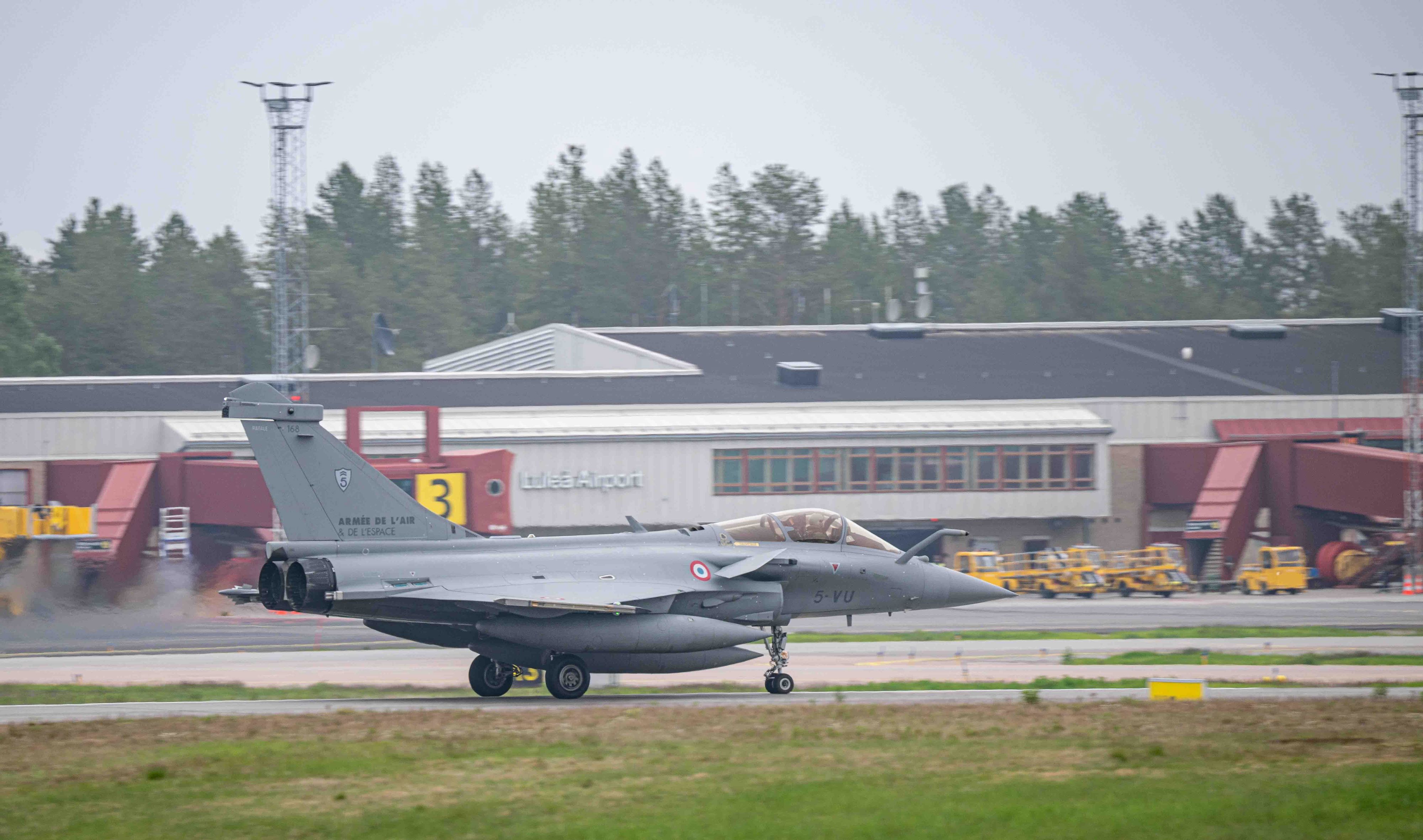 Franskt stridsflyg har landat på svenska mark inför den omfattande Natoövningen Ramstein Flag 26.