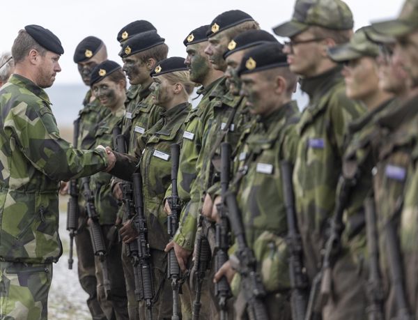 Baskerceremoni på Södra Hällarna.