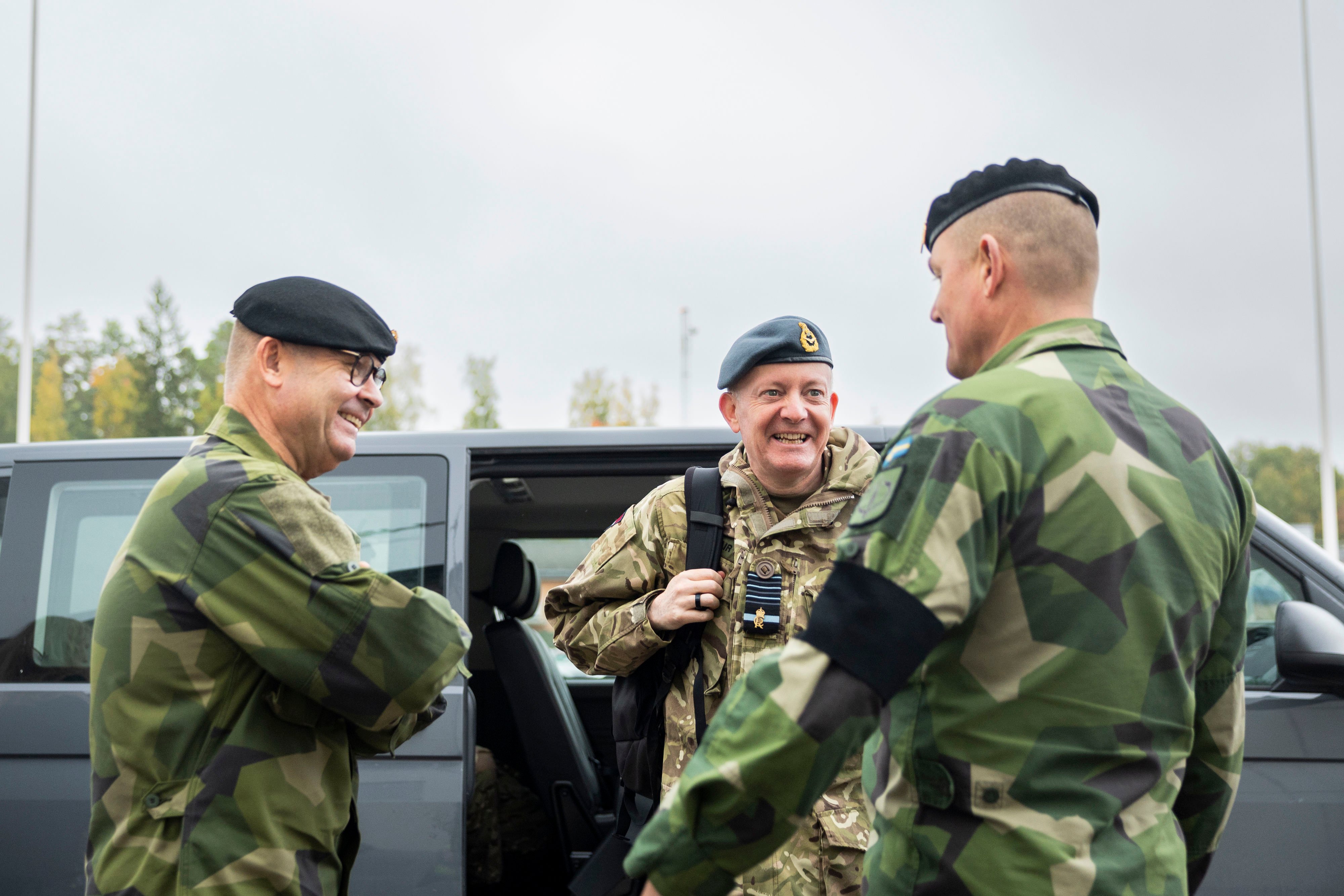 ÖB Michael Claesson och Storbritanniens försvarschef Sir Richard Knighton