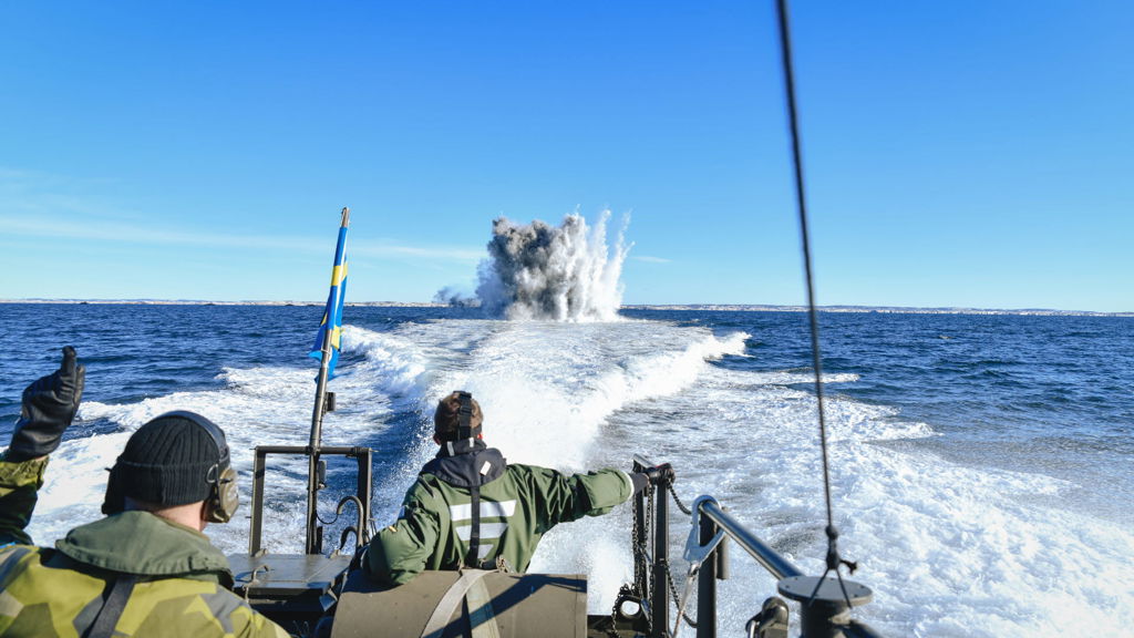Sjunkbombsfällning på femte amfibiebataljonen.