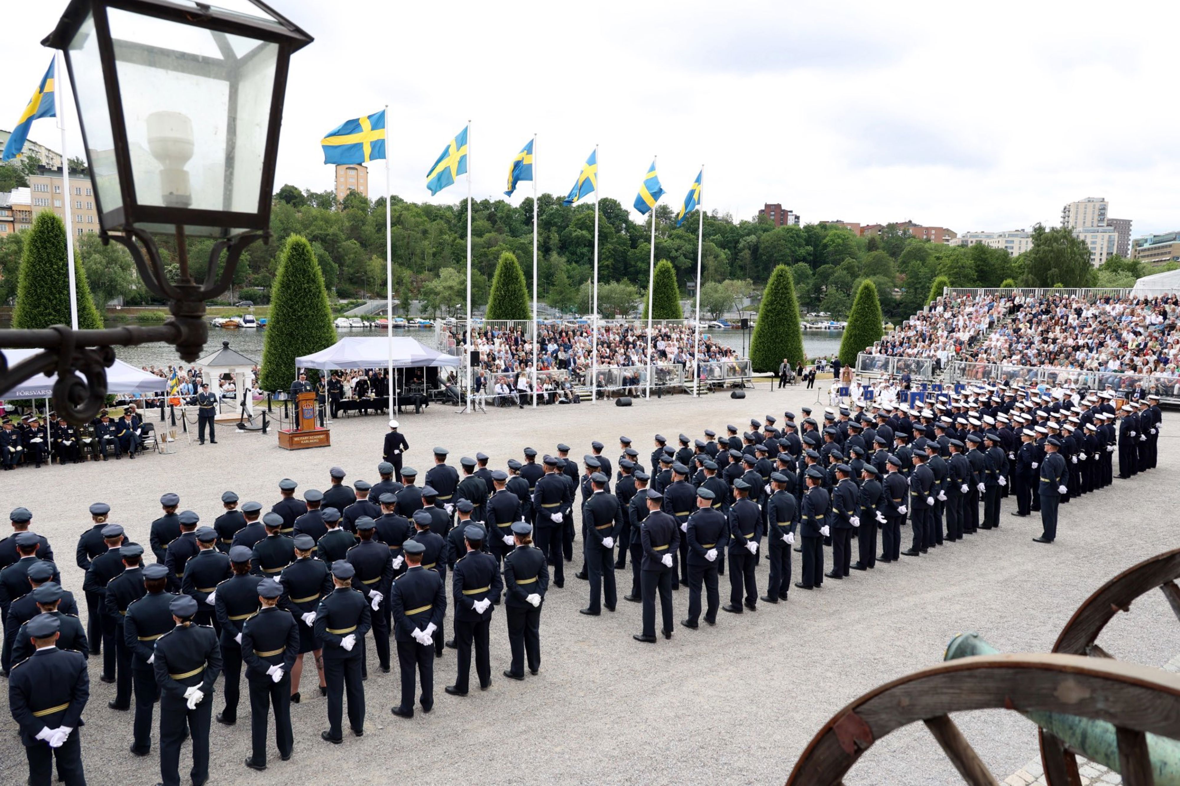 Officersexamen 2025.