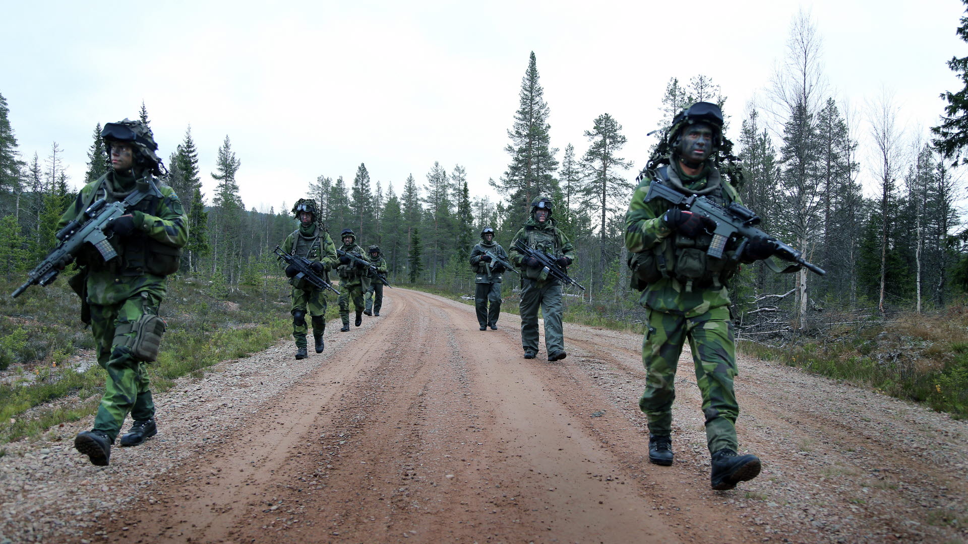 Armén Försvarsmakten En inblick i arméns verksamhet Försvarsmakten