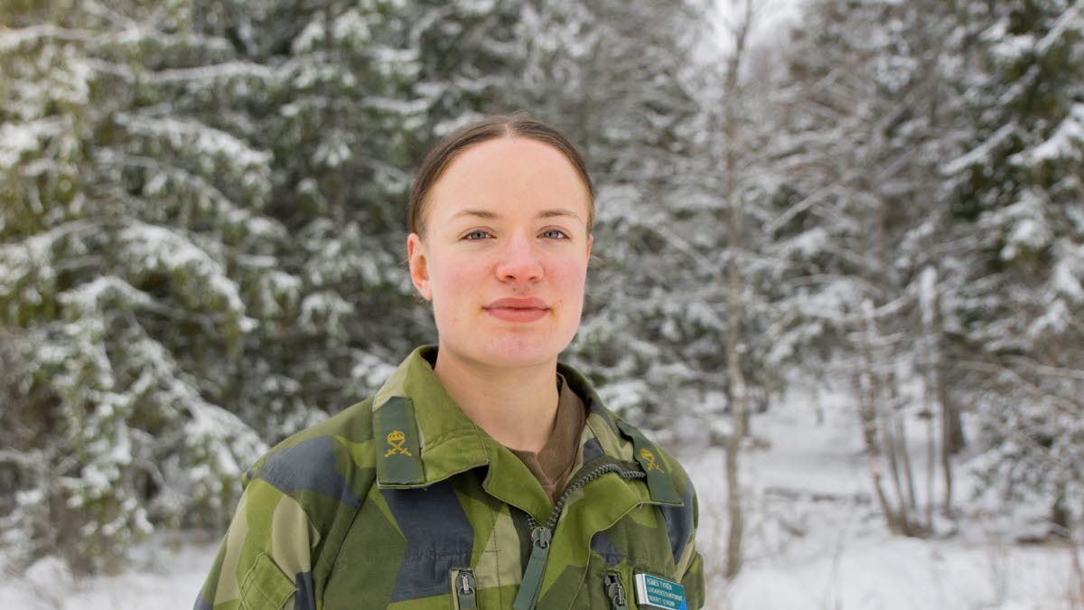 Chatt med stridsfordonsföraren agnes försvarsmakten