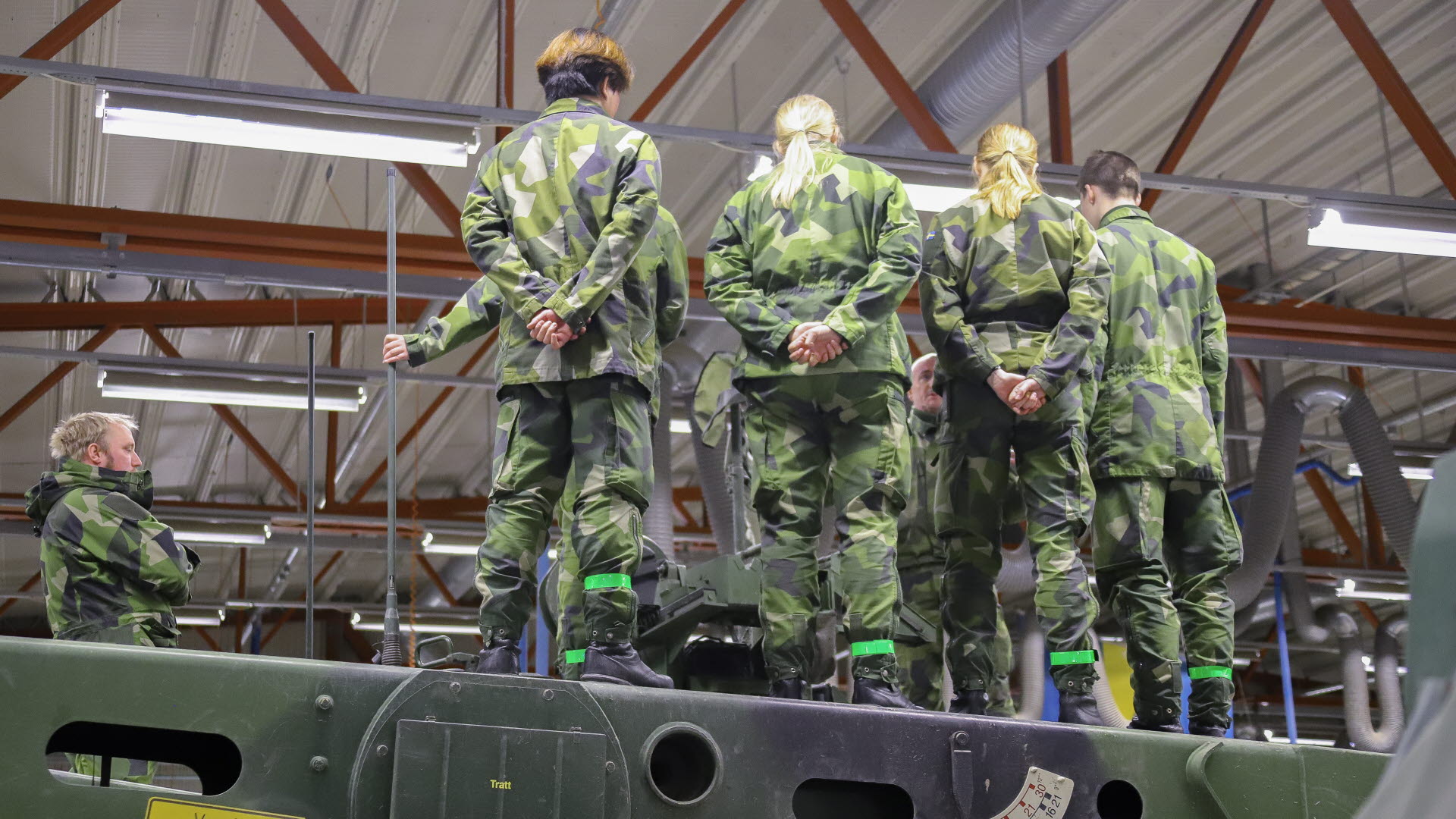 En inblick i arméns verksamhet Försvarsmakten En inblick i arméns verksamhet Försvarsmakten